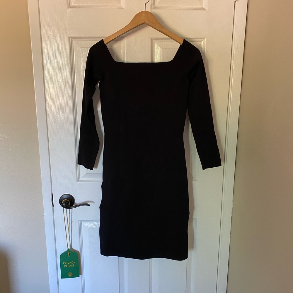 👉Elizabeth And James Cocktail long sleeve dress